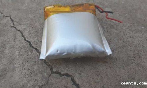 1543806448179593.jpg 鼓包.jpg