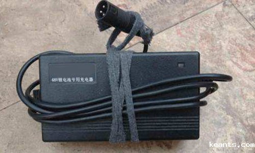 1544664025829665.jpg 锂电充电器.jpg