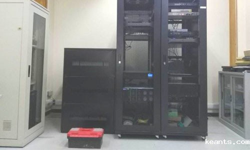 1545016755860775.jpg UPS安装.jpg