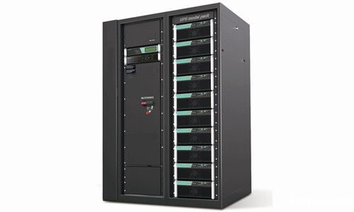 1545978555183796.jpg ups.jpg