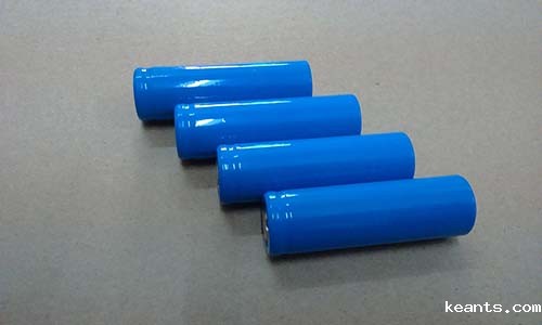 1546234080111193.jpg 18650锂电池.jpg