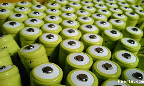 1552899729976370.jpg 锂电池.jpg