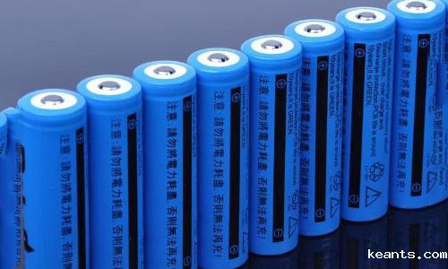 1552964555170018.jpg 磷酸铁锂电池.jpg