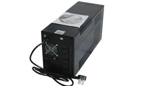 1554715782196637.jpg 大功率后备式UPS电源.jpg