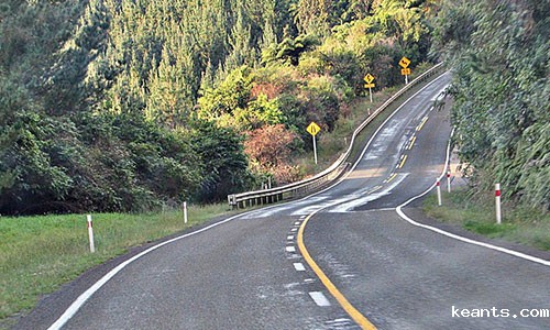 高速公路UPS.jpg 高速公路UPS.jpg