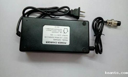 锂电池充电器.jpg 锂电池充电器.jpg