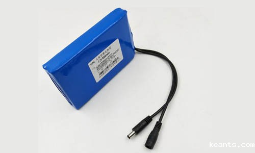 锂电池首次充电.jpg 锂电池首次充电.jpg