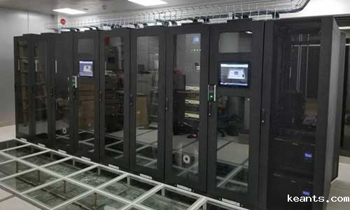 模块化UPS.jpg 模块化UPS.jpg