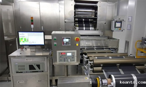 锂电池制片.jpg 锂电池制片.jpg