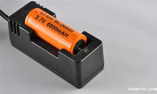 锂电池充电器.jpg 锂电池充电器.jpg