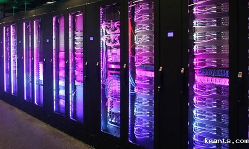 机房UPS电源.jpg 机房UPS电源.jpg