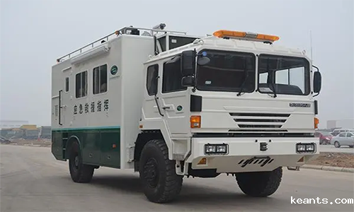 应急指挥车.png 应急指挥车.png
