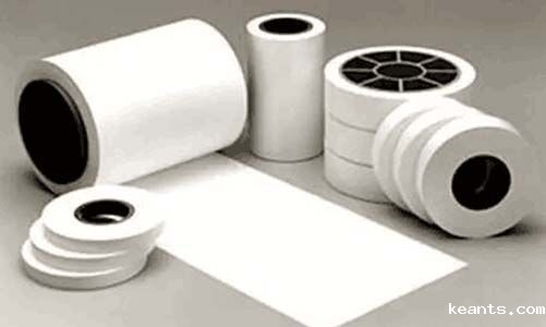 <b>我国锂电池包隔膜有何重要性，竞争呈现出哪些特点?</b>