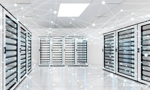 <b>机架式UPS系统关乎数据中心机房的发展</b>