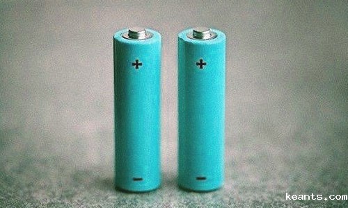 <b>磷酸铁锂电池低温性能如何提高和改善？</b>