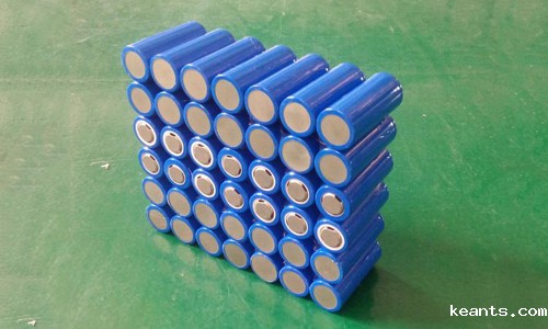 <b>铅酸蓄电池和UPS锂电池充电方式一样吗</b>