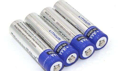 <b>高倍率必威bw1191在机房UPS供电系统的应用</b>