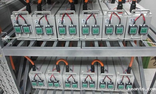 <b>串联UPS电源蓄电池组均衡充电方法的技巧</b>