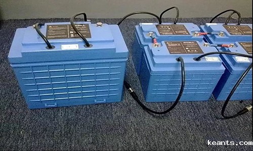 <b>磷酸铁锂电池对新能源汽车产业有何影响</b>