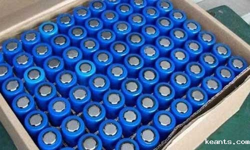 <b>磷酸铁锂电池产业复苏,成本优势凸显</b>