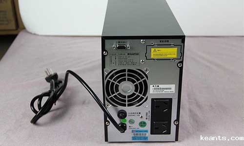 <b>UPS电源厂家带你认识UPS不间断电源设备知识</b>