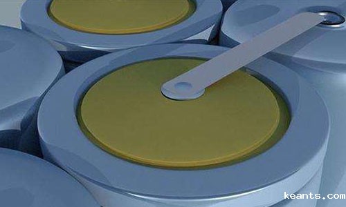 <b>锂电池厂家预测:新型固态锂电池或可替代锂离子电池</b>