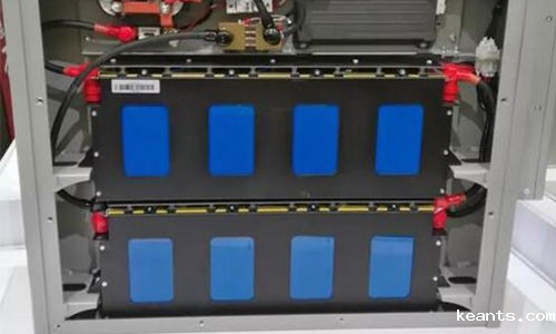 <b>锂电池自动化生产设备一体化未来应用将逐渐增多</b>