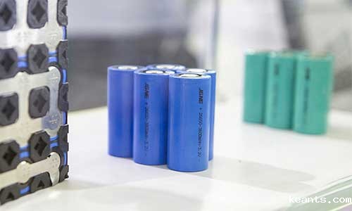 <b>锂电池和集成技术如何更好适应和匹配＂四化＂进步</b>