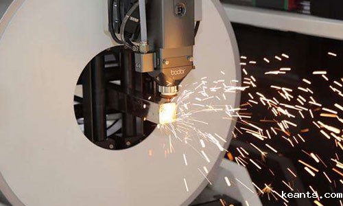 <b>激光焊接和润焊在锂电池生产中的作用</b>