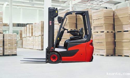 <b>51.2V 150Ah四轮电动车专用锂电池深度解析</b>